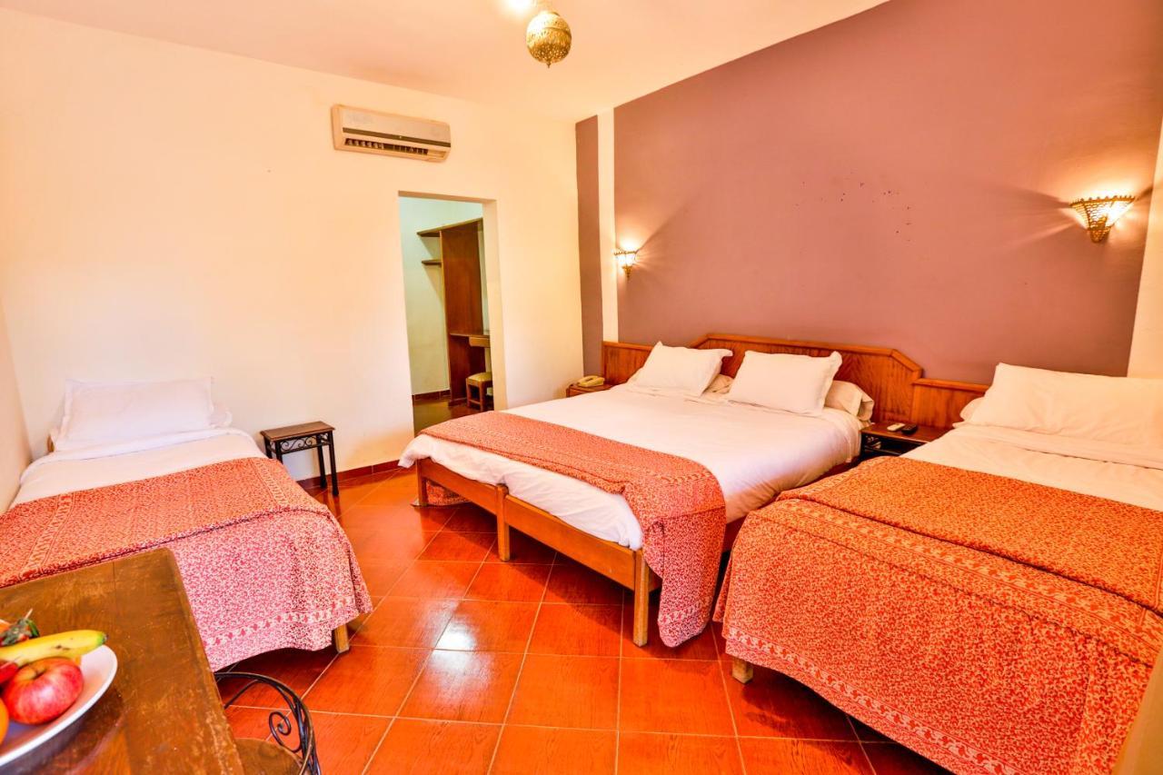 Hotel Complexe El Bassatine Beni Mellal Exterior foto